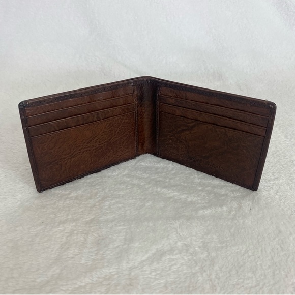 NEW BOSCA Essentials Men's BiFold Wallet Brown Leather Thin Card - Picture 3 of 6